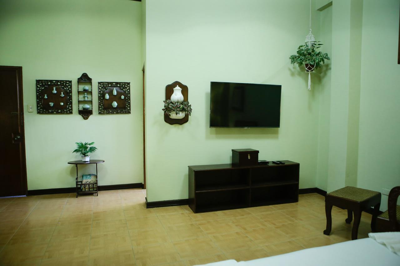 Victoria'S Haven Bed and Breakfast Dumaguete City Exterior foto