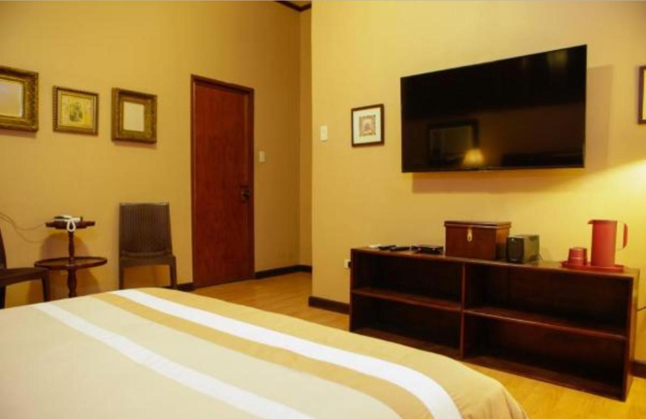 Victoria'S Haven Bed and Breakfast Dumaguete City Exterior foto
